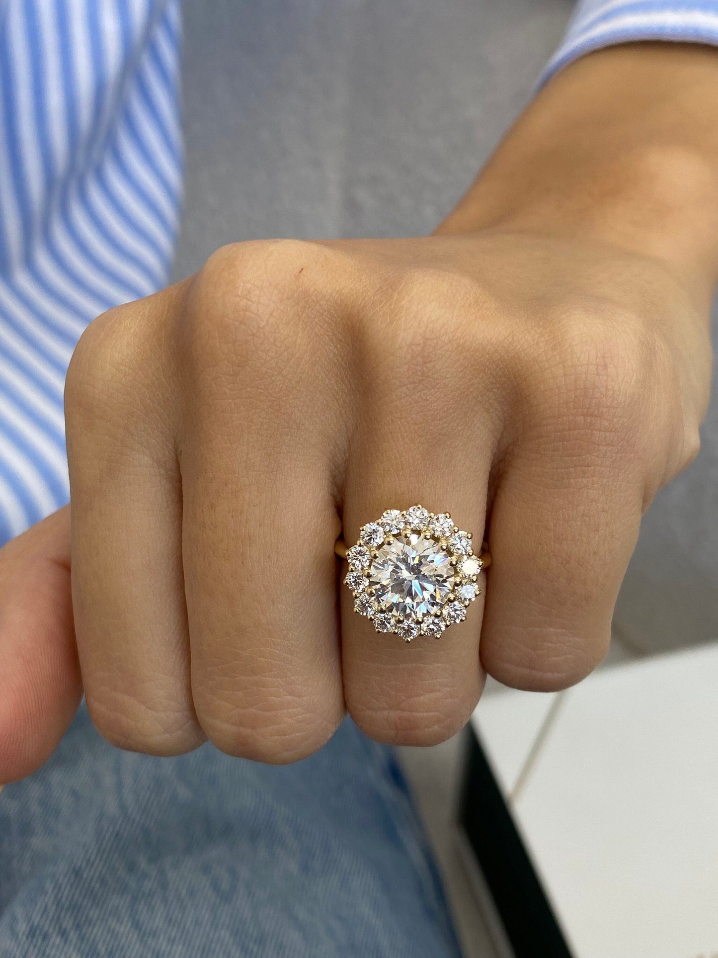 3.4 CT Round Cut Moissanite Diamond Halo Set Engagement Ring 14kt Gold Flower Ring