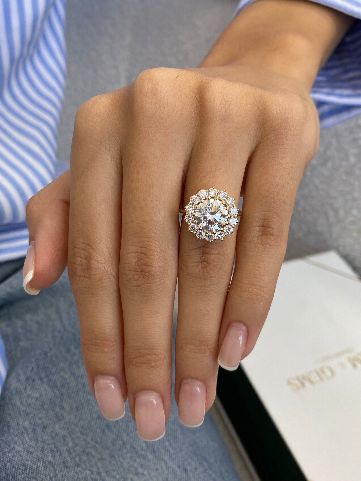 3.4 CT Round Cut Moissanite Diamond Halo Set Engagement Ring 14kt Gold Flower Ring