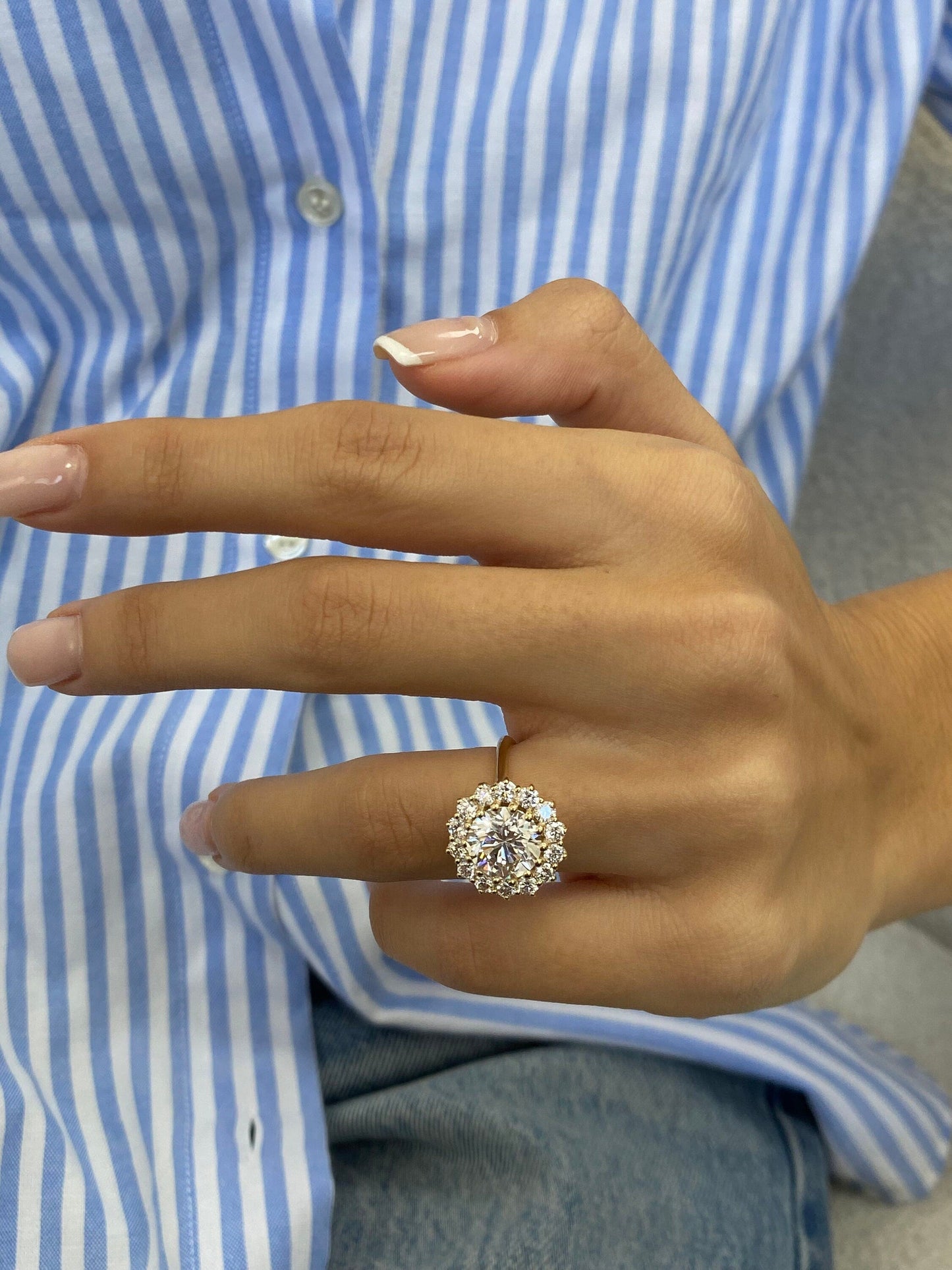 3.4 CT Round Cut Moissanite Diamond Halo Set Engagement Ring 14kt Gold Flower Ring