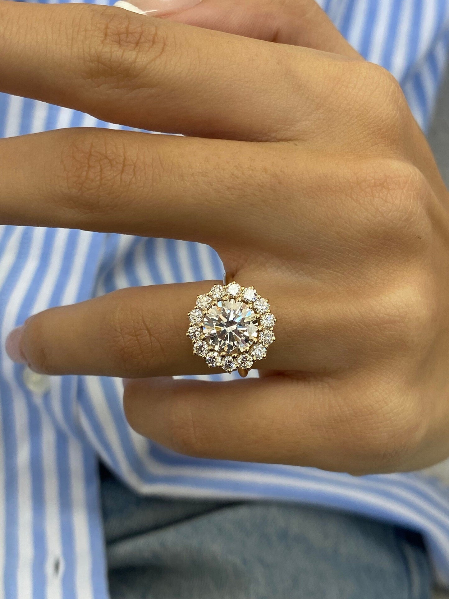 3.4 CT Round Cut Moissanite Diamond Halo Set Engagement Ring 14kt Gold Flower Ring