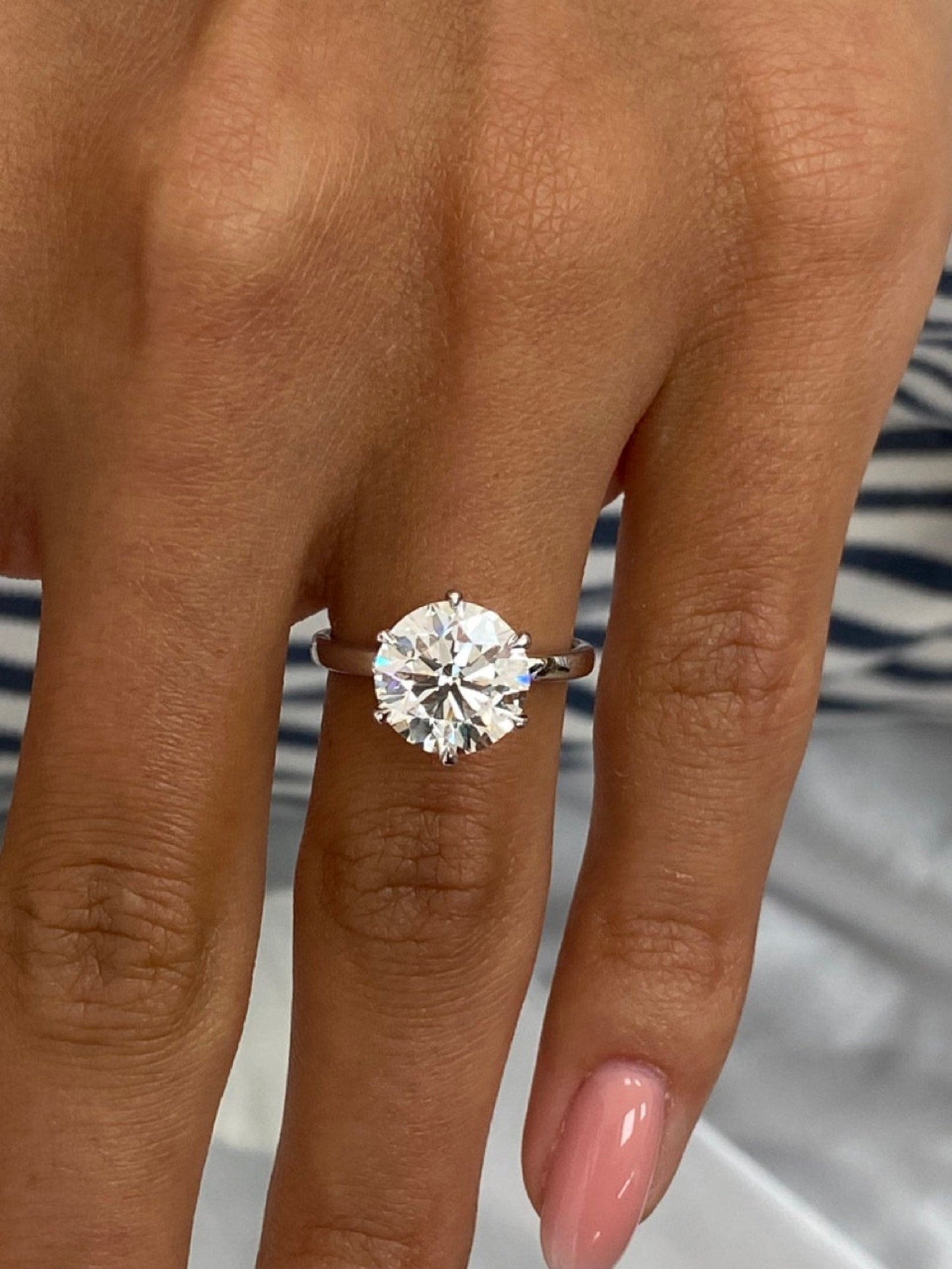 5 CT Round Cut Moissanite Diamond Six Prong Set Solitaire Proposal Engagement Ring