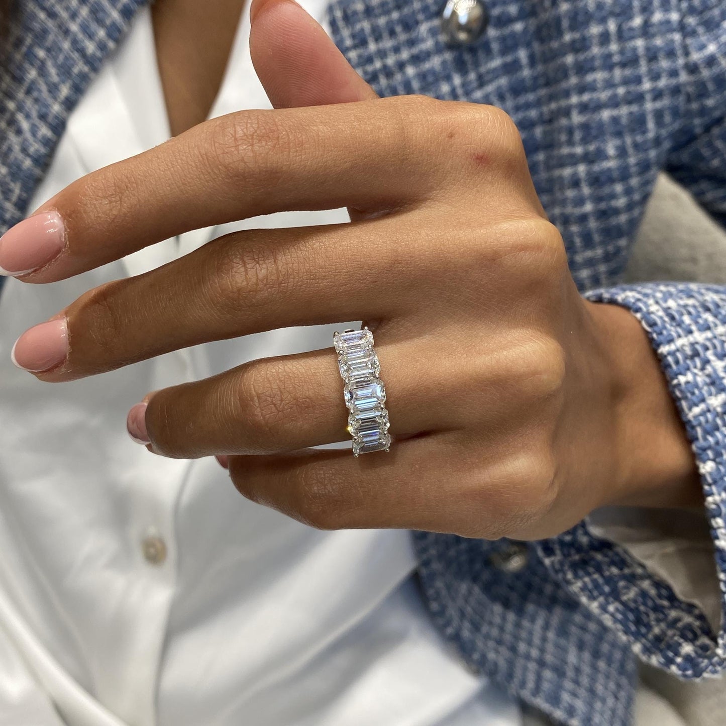 Elegant Five Stone Emerald Cut 4.01 Ct Moissanite Diamond Prong Setting Luxury Ring