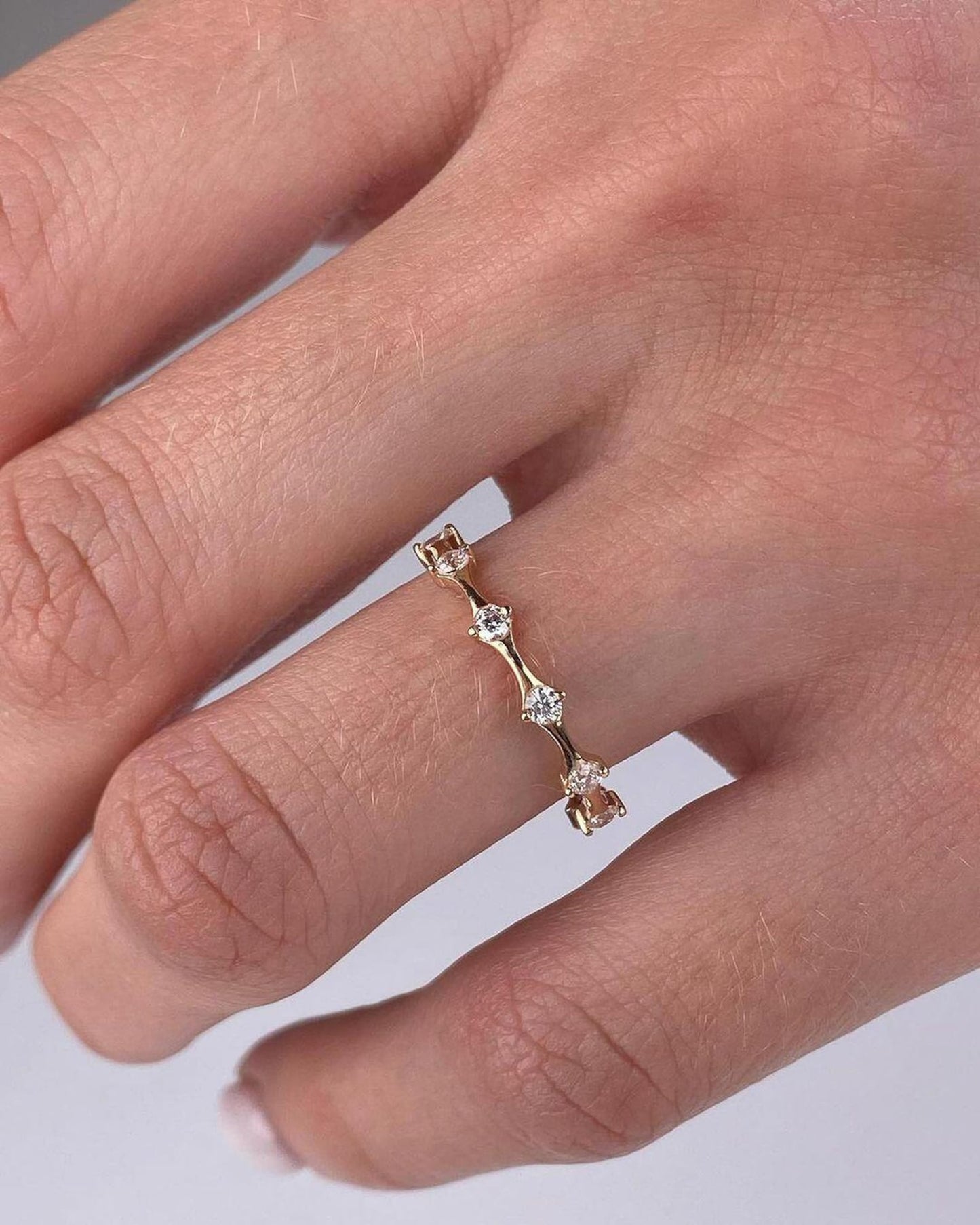 Round Cut Moissanite Diamond Bubble Prong Set Thin Distance Stacking Eternity Wedding Band