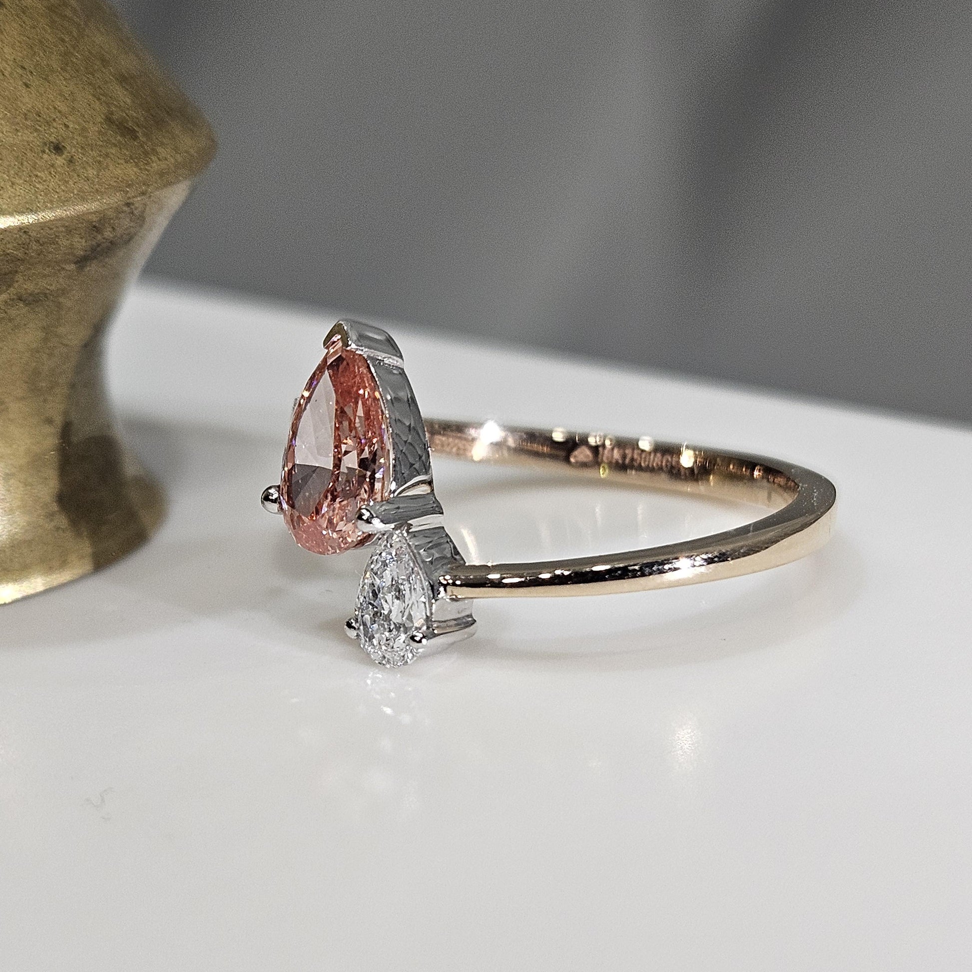 0.84 CT Pear Cut Pink Lab Grown Diamond Valentine Anniversary Engagement Ring