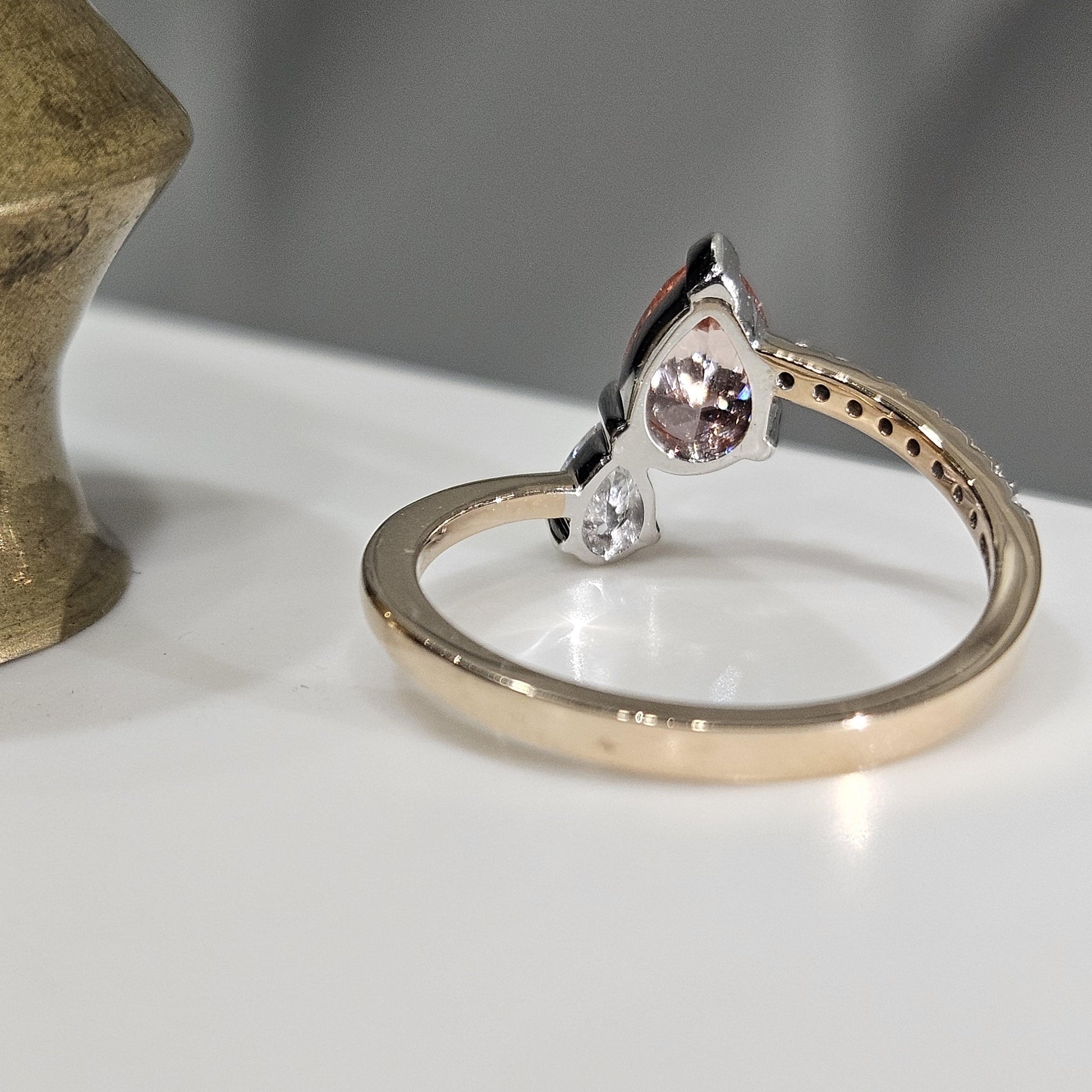 0.84 CT Pear Cut Pink Lab Grown Diamond Valentine Anniversary Engagement Ring