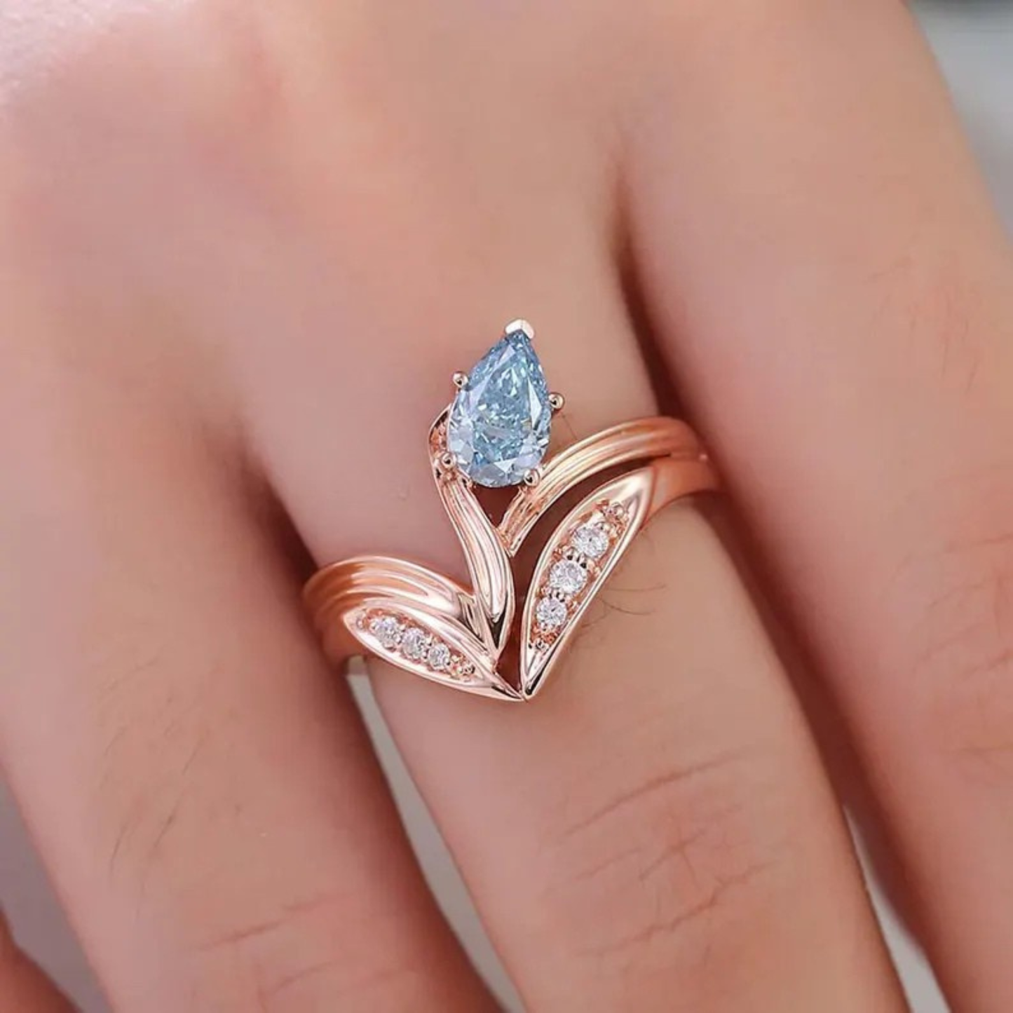 14K Solid Gold  Art Deco Pear Vivid Blue Lab Grown Diamond Engagement Ring Antique Wedding Gifts For Her