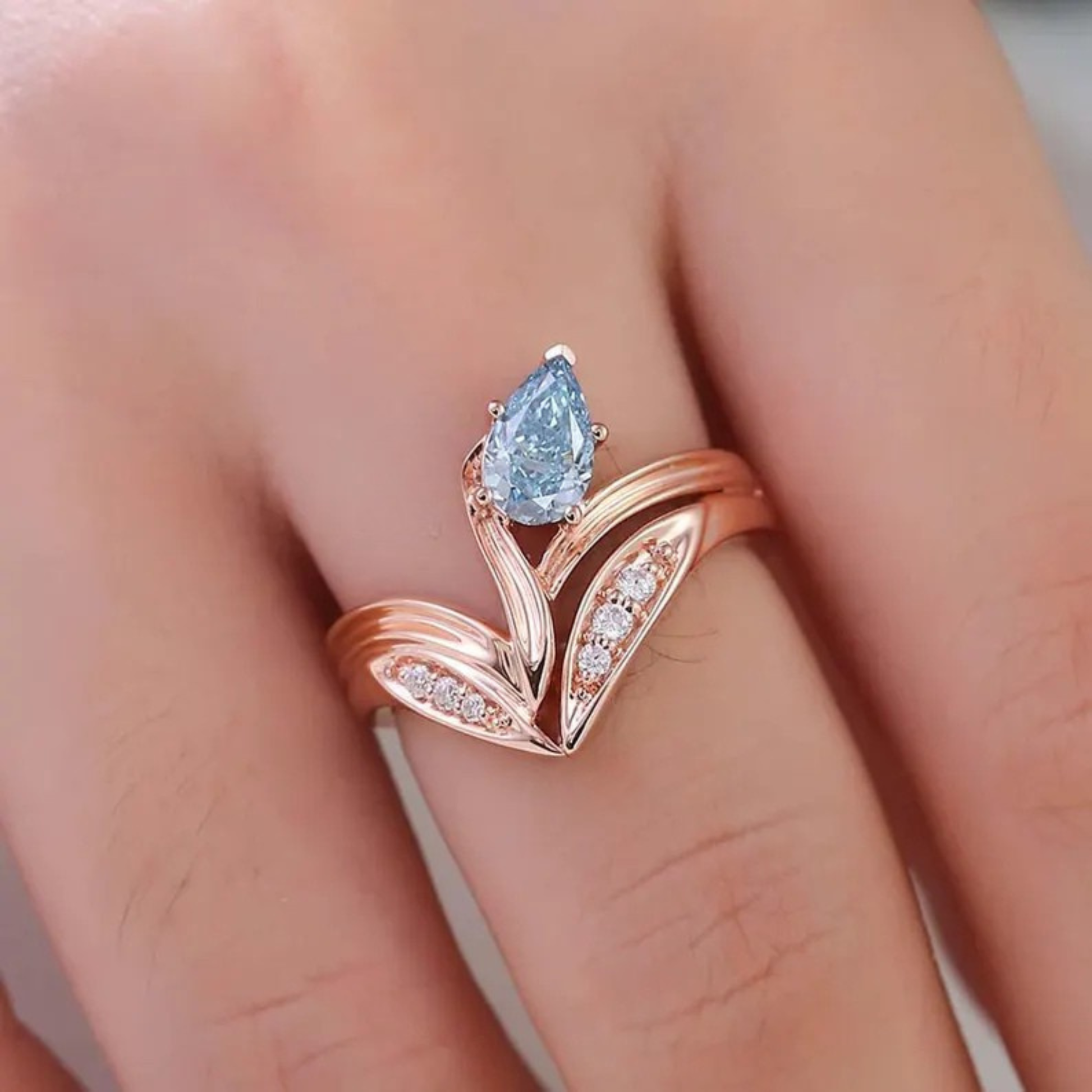 14K Solid Gold  Art Deco Pear Vivid Blue Lab Grown Diamond Engagement Ring Antique Wedding Gifts For Her