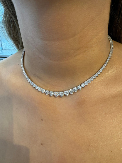 17 Carat Round Cut Moissanite diamonds14kt gold Graduated Tennis Necklace