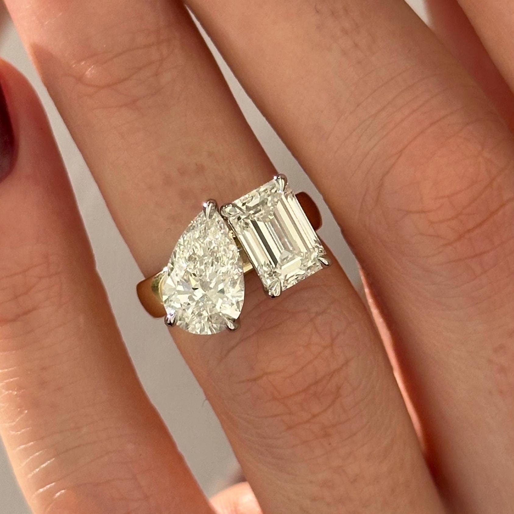 3CT Emerald and Pear Cut Toi et Moi Moissanite Diamond Cigar Band Unique Engagement Ring