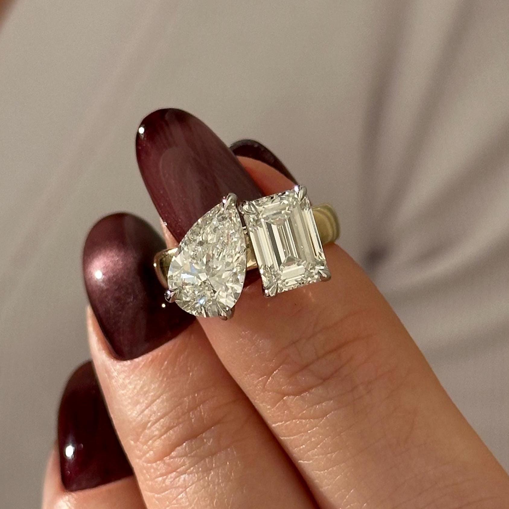 3CT Emerald and Pear Cut Toi et Moi Moissanite Diamond Cigar Band Unique Engagement Ring