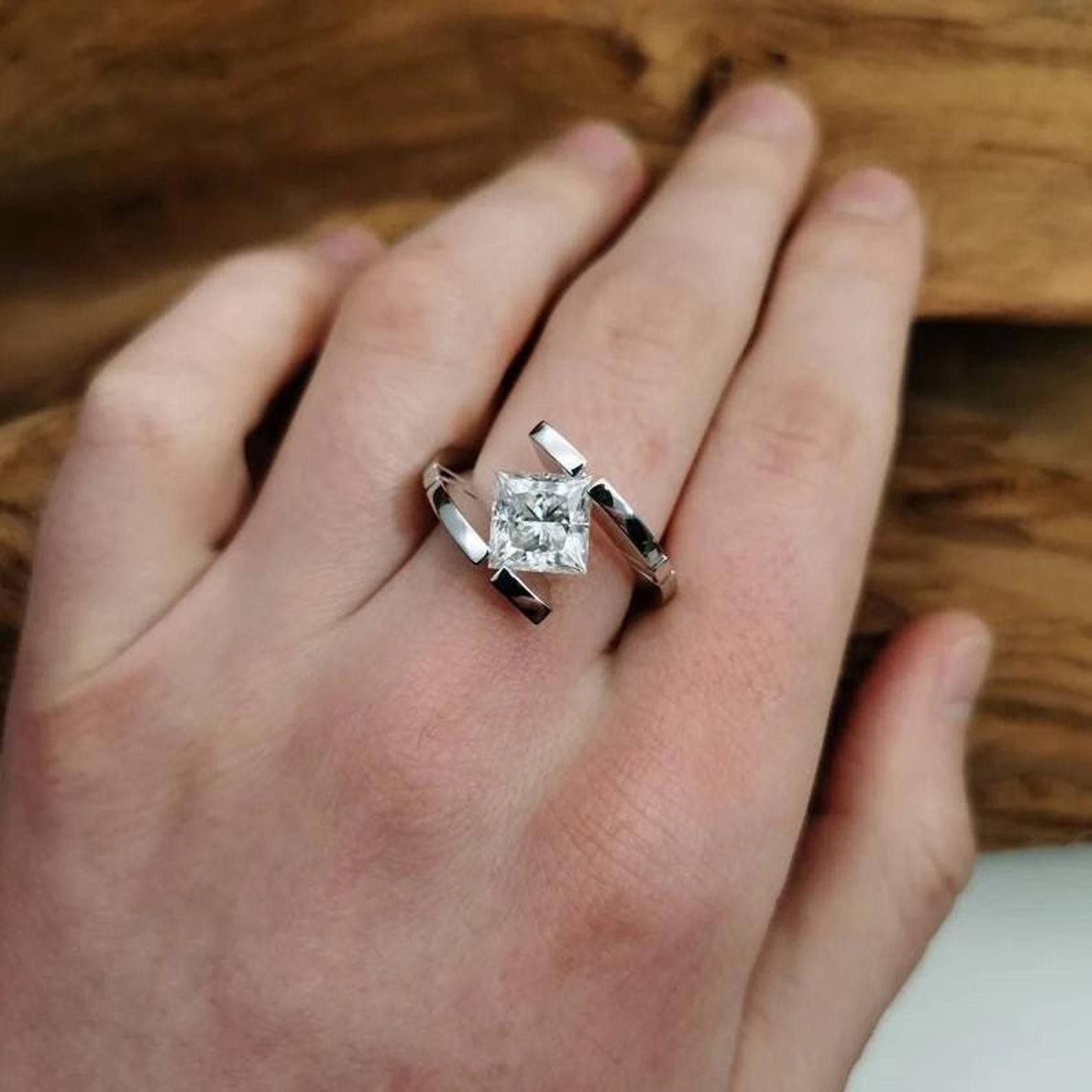 3CT Princess Cut Moissanite Floating Tension Set Design Engagement Ring For Woman