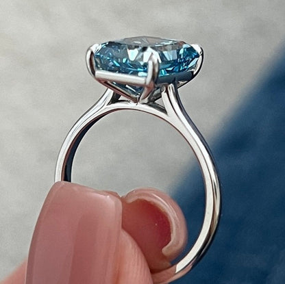 3CT Radiant Fancy Vivid Blue Lab Grown Diamond Unique Solitaire Engagement Ring