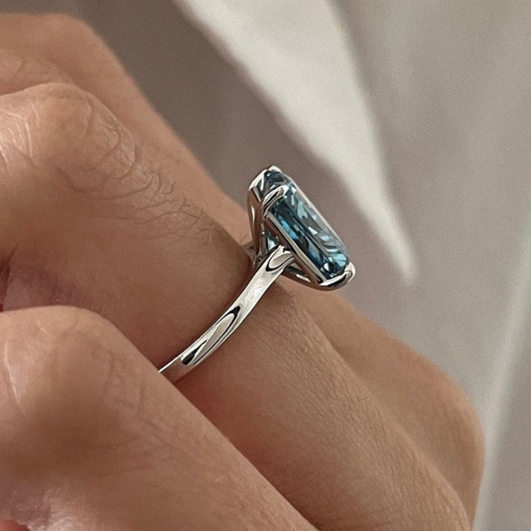 3CT Radiant Fancy Vivid Blue Lab Grown Diamond Unique Solitaire Engagement Ring