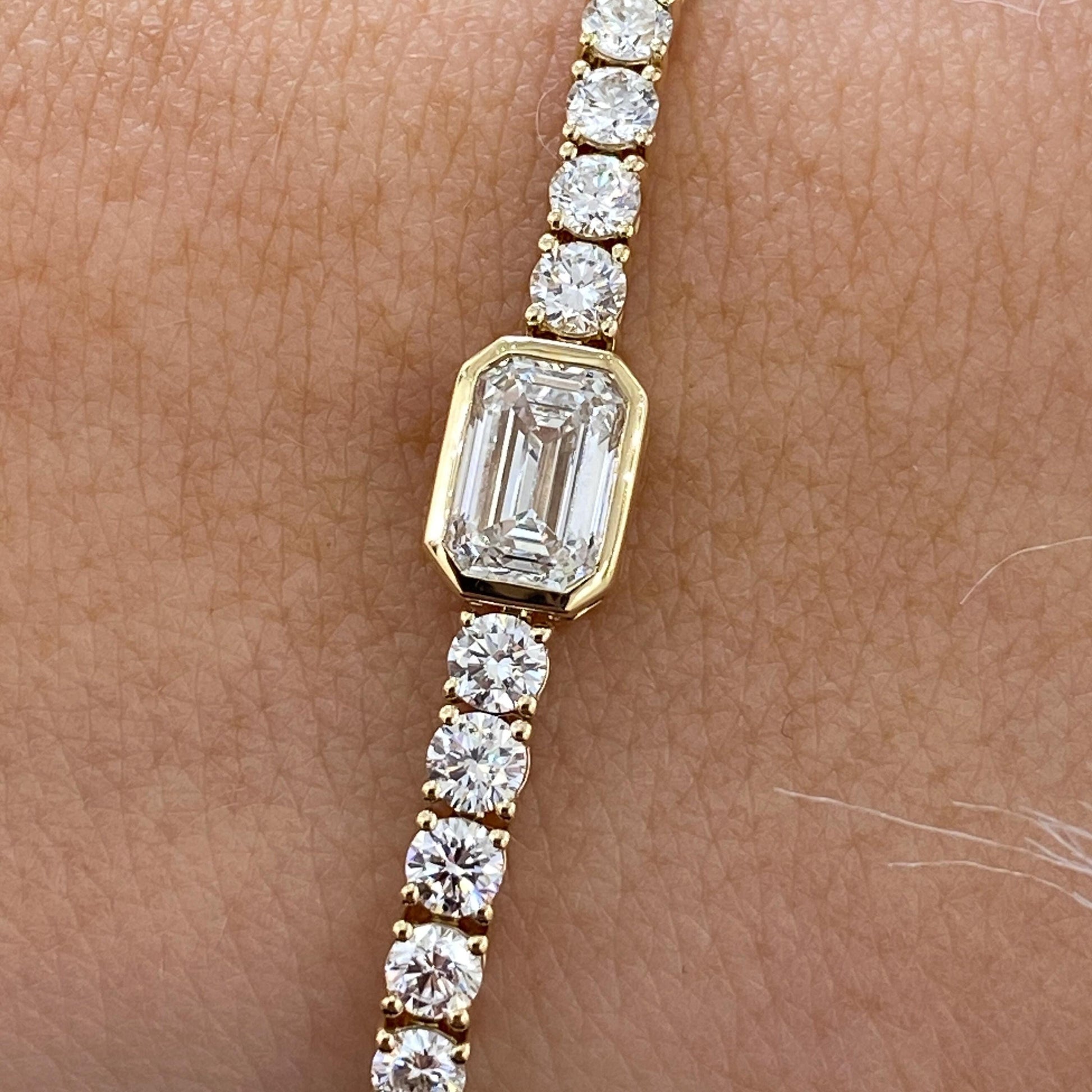 5.65Ct Round & Emerald Cut Moissanite Diamond  Bezel & Prong Setting Luxurious Tennis Bracelet