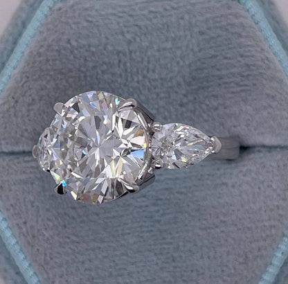 5 CT Round Cut Moissanite Diamond Side Pear Three Stone Solitaire Engagement Ring