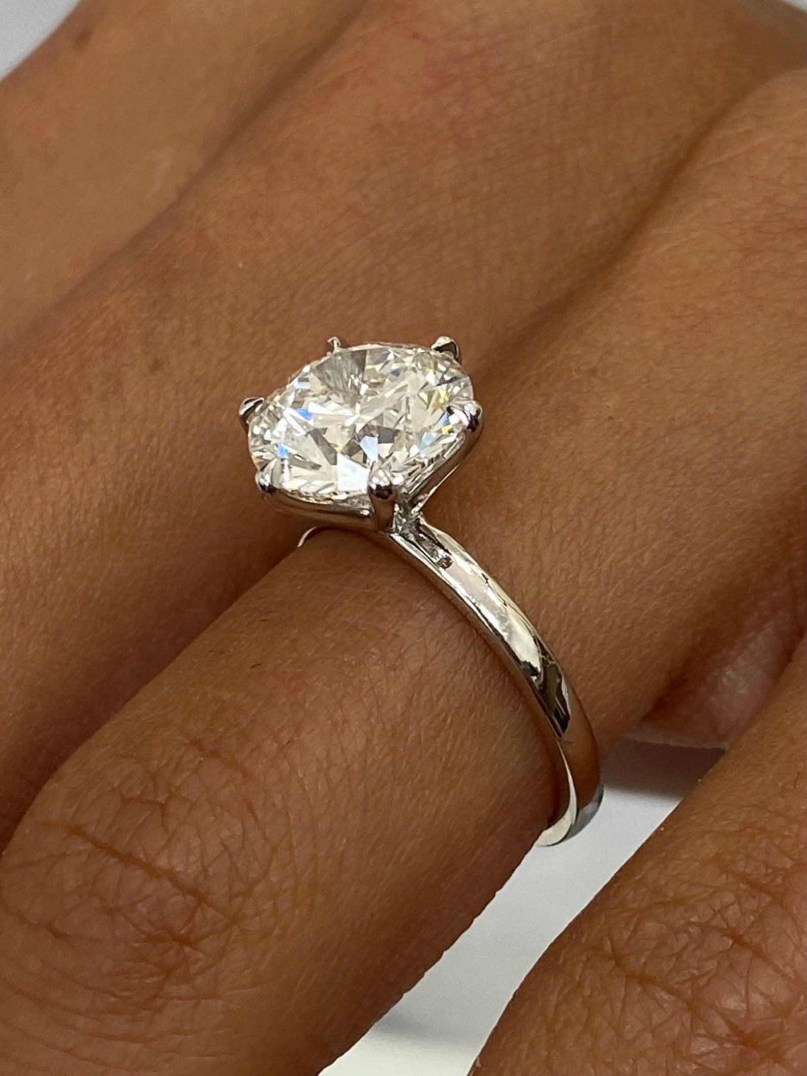 5 CT Round Cut Moissanite Diamond Six Prong Set Solitaire Proposal Engagement Ring