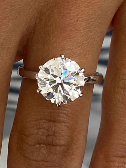 5 CT Round Cut Moissanite Diamond Six Prong Set Solitaire Proposal Engagement Ring