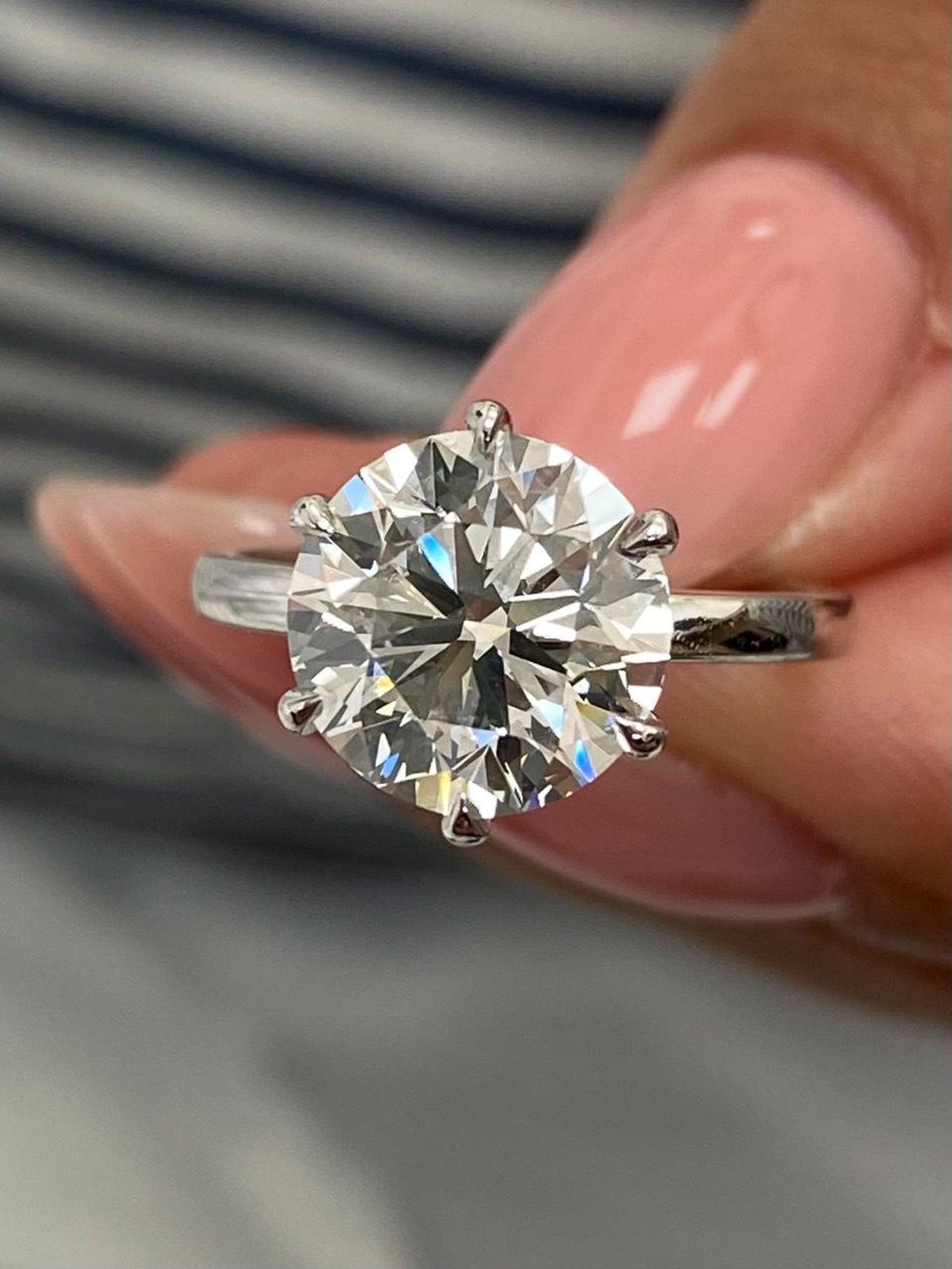5 CT Round Cut Moissanite Diamond Six Prong Set Solitaire Proposal Engagement Ring