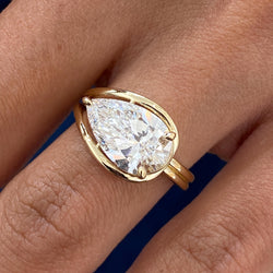 5 Ct  Pear Cut Moissanite Split Shank Solitaire Diamond Engagement Ring