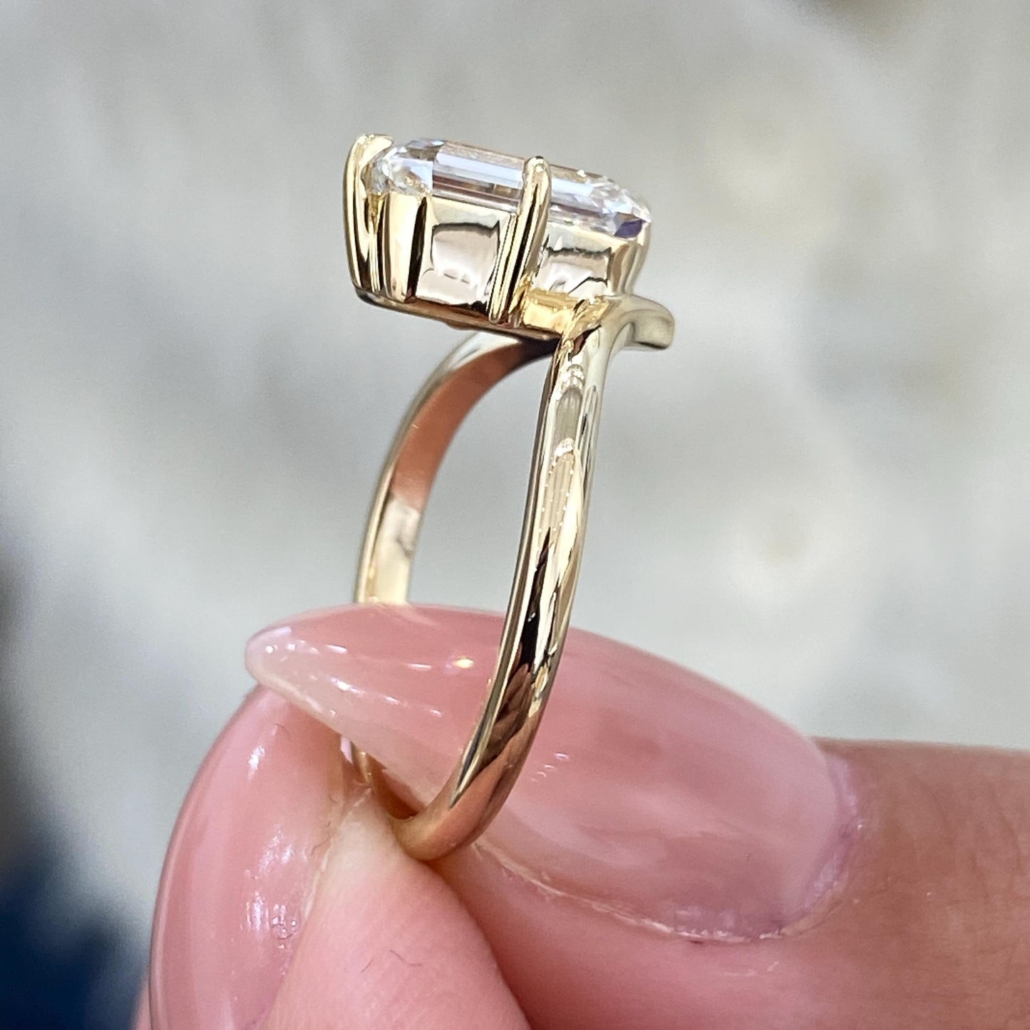 7 Ct Emerald Cut Lab-Grown Diamond Solitaire Chevron Engagement Ring14kt Gold Ring