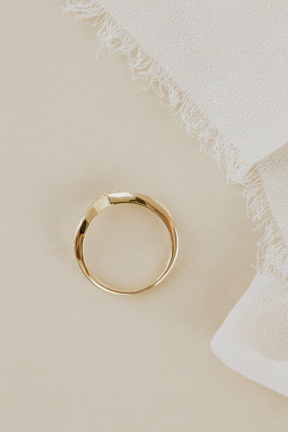 Lab Diamond Chevron Wedding Band 14k V-Shaped Curved Ring
