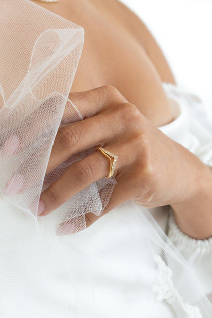 Lab Diamond Chevron Wedding Band 14k V-Shaped Curved Ring