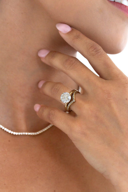 Lab Diamond Chevron Wedding Band 14k V-Shaped Curved Ring