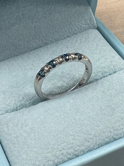 0.35Ct Alternating Design White Blue Lab Grown Diamond 7 Stone Stacking Anniversary Wedding Band