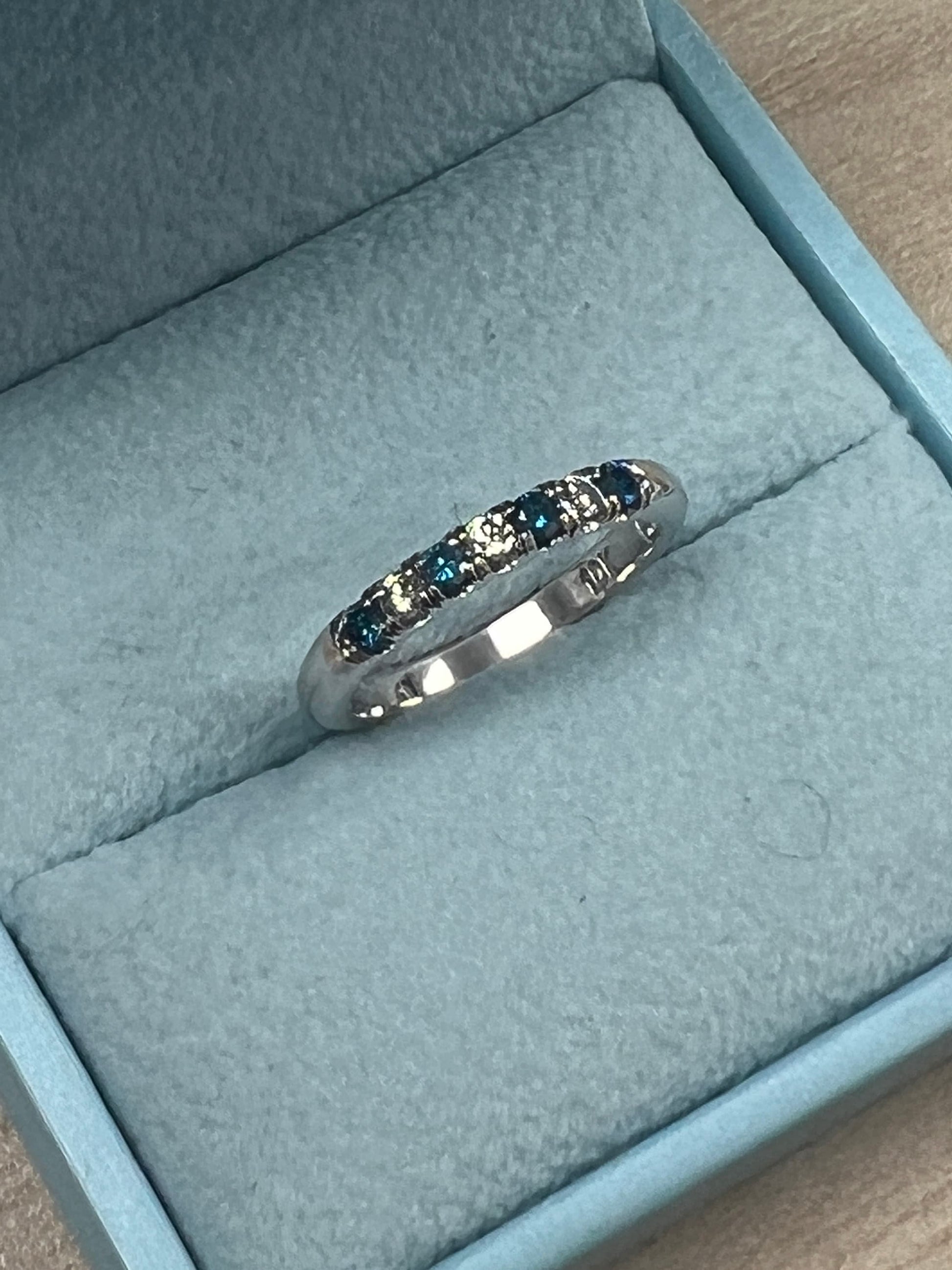 0.35Ct Alternating Design White Blue Lab Grown Diamond 7 Stone Stacking Anniversary Wedding Band