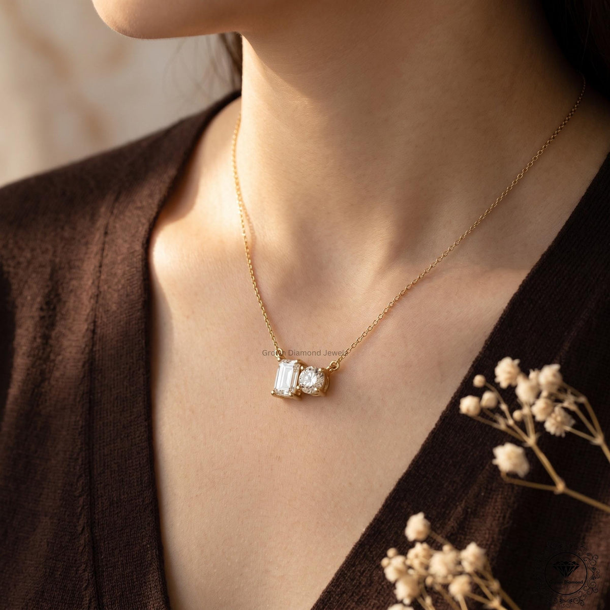Round & Emerald Lab Grown Diamond Toi Et Moi Necklace 18K - GrownDiamondJewels