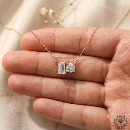 Round & Emerald Lab Grown Diamond Toi Et Moi Necklace 18K - GrownDiamondJewels
